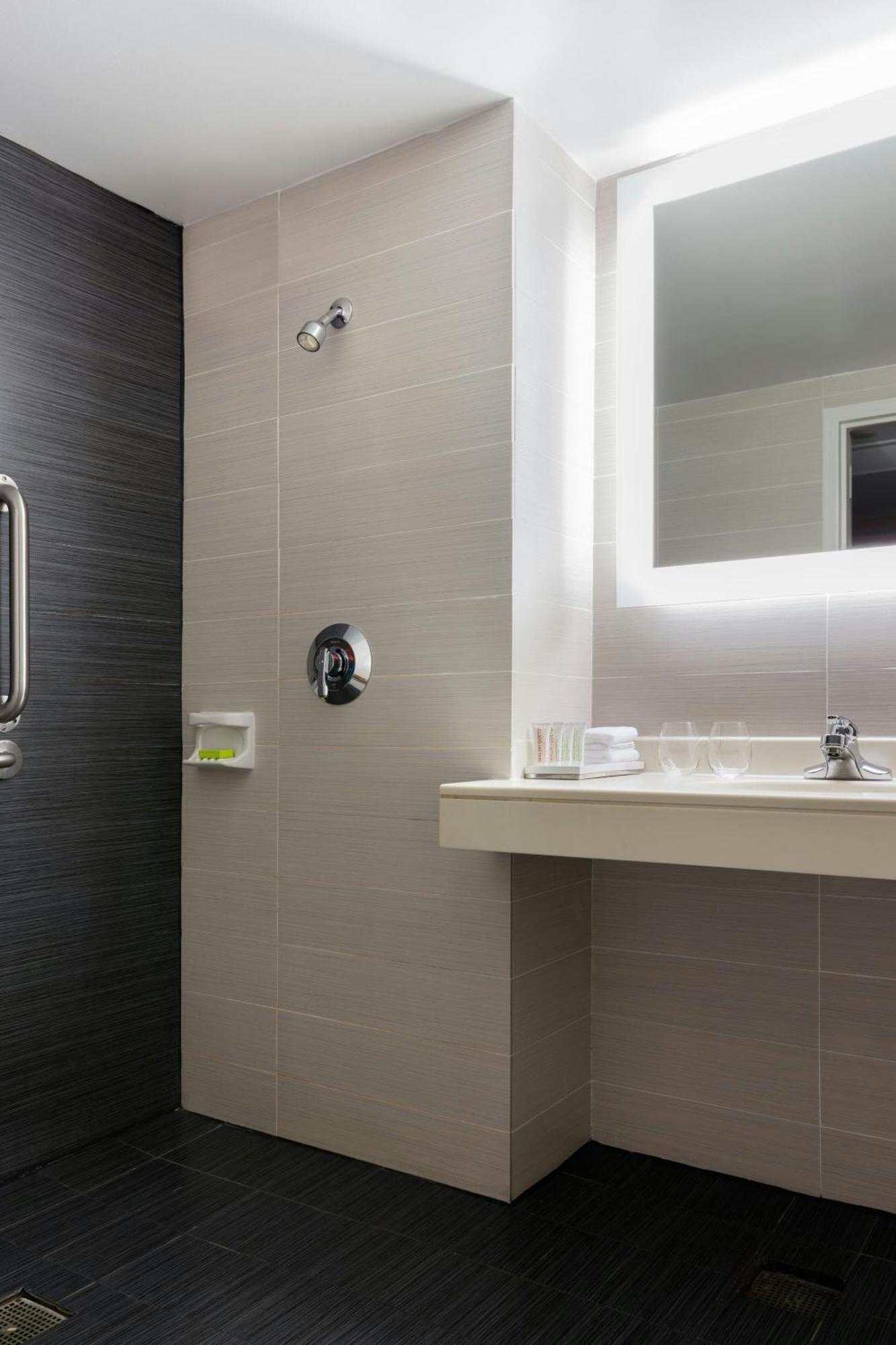 Le Meridien Charlotte Eksteriør bilde